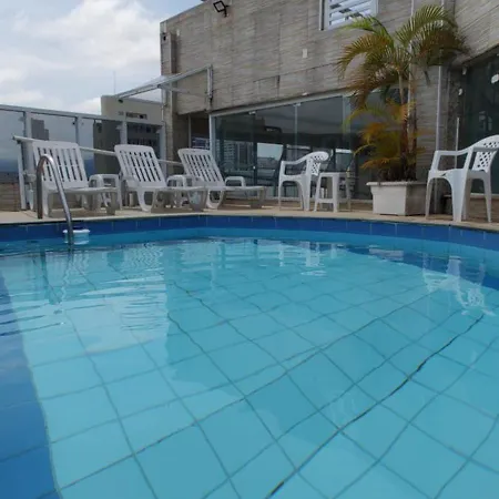 Gonzaga Flat-3
